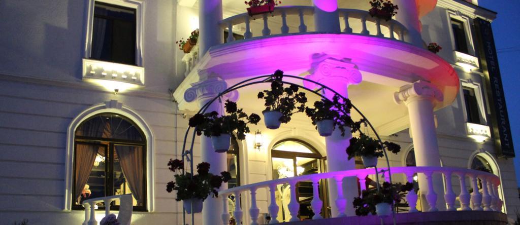 Hotel Premier Class Valea Lupului  Esterno foto